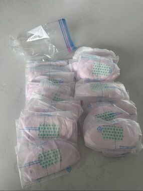 Pack of Individually Wrapped Nursing Pads
